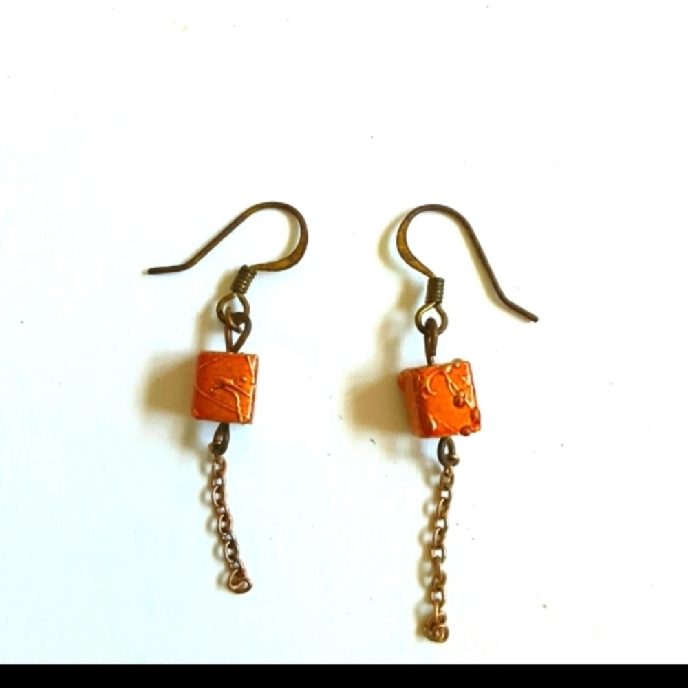 Free W $15+ Purchase: Elegant Orange Dangle Earrings